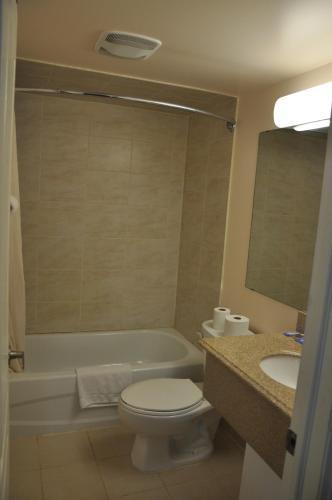 ברלינגטון Royal Inn מראה חיצוני תמונה